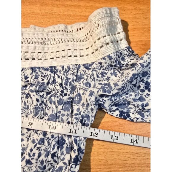 Hollister Womens sz XS romper shorts floral white embroidery stretch 3/4 sleeve - Picture 13 of 16